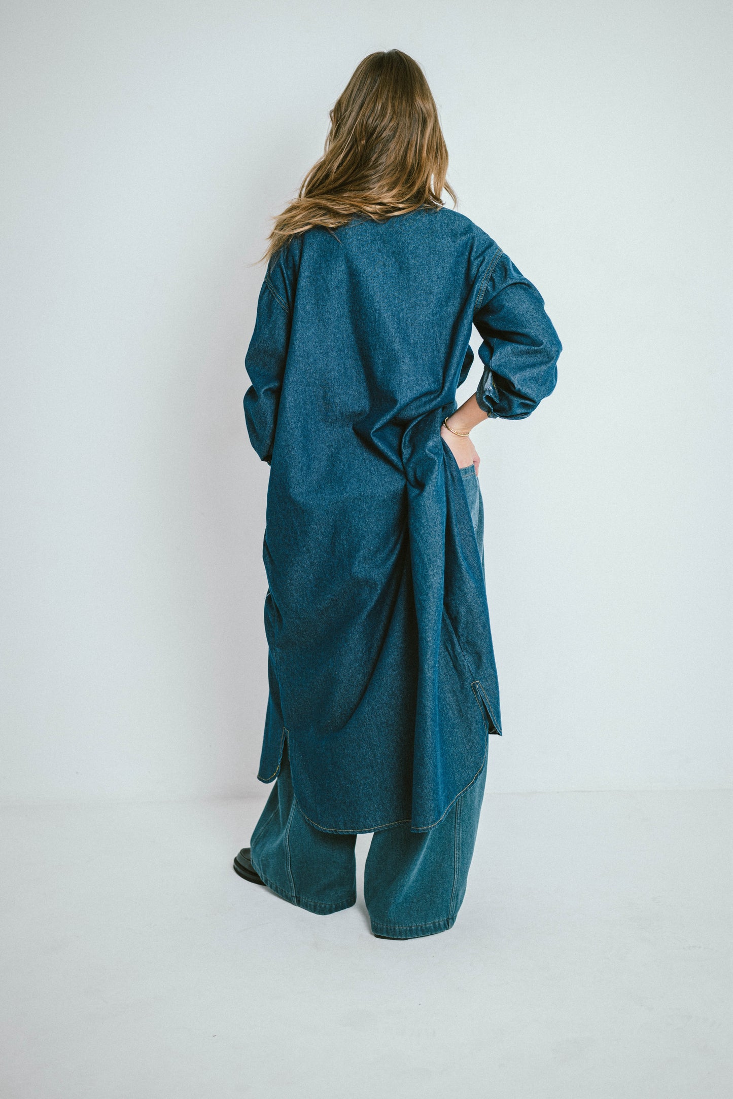 DENVER – Robe chemise longue en denim souple