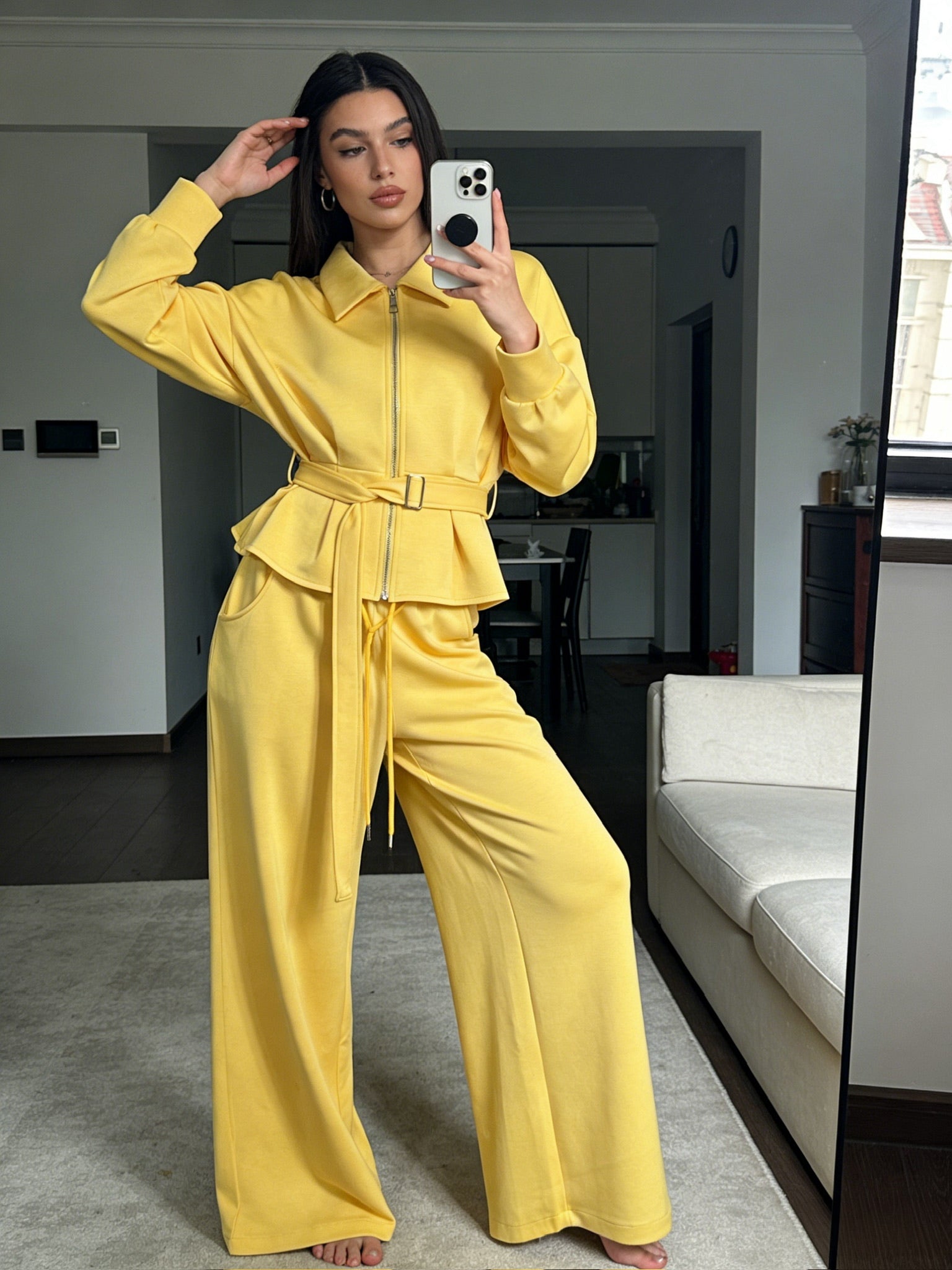 ÉCLAT 26 – Ensemble Veste Ceinturée & Pantalon