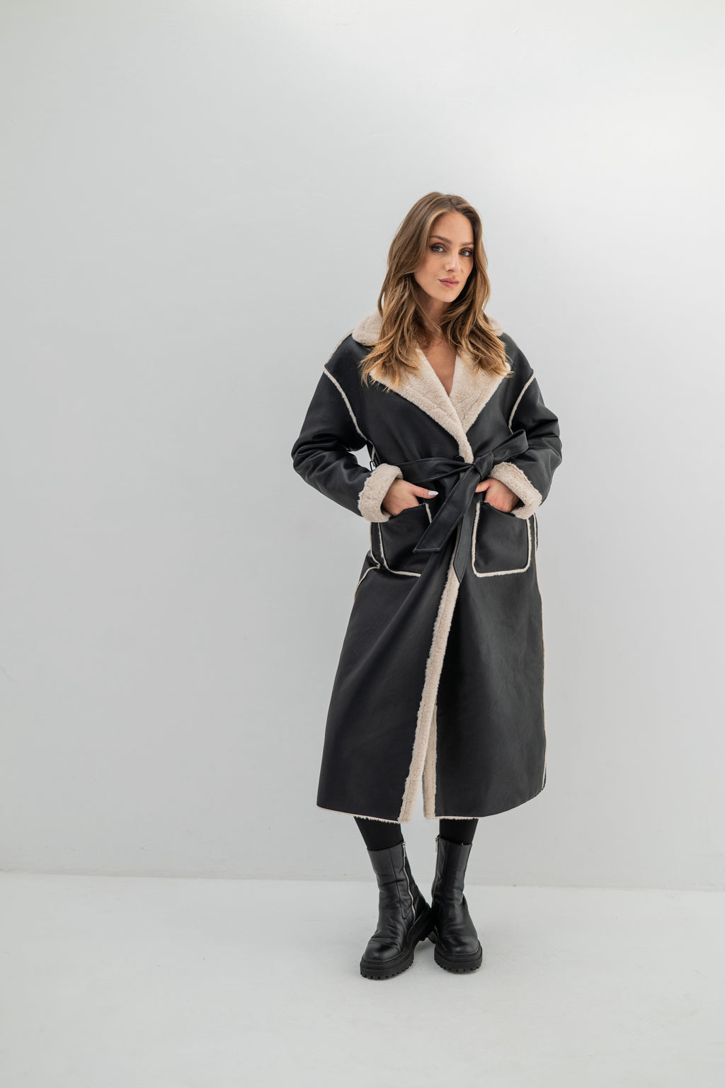 ARCTIC - Manteau doublé fausse fourrure avec ceinture ajustable