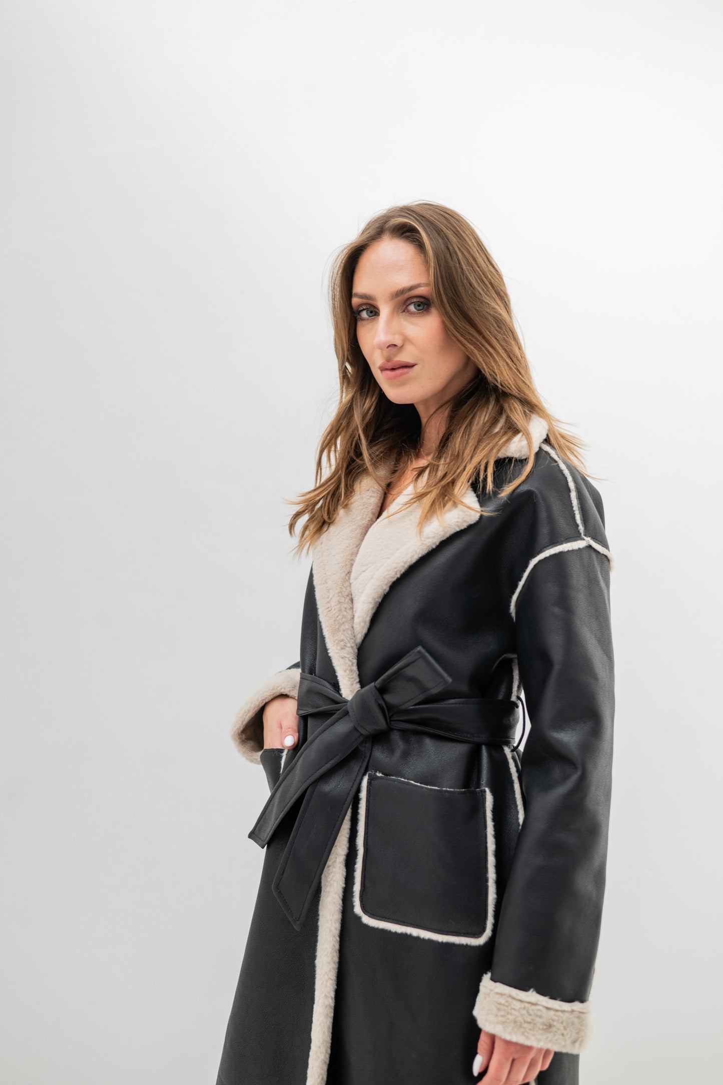 ARCTIC - Manteau doublé fausse fourrure avec ceinture ajustable