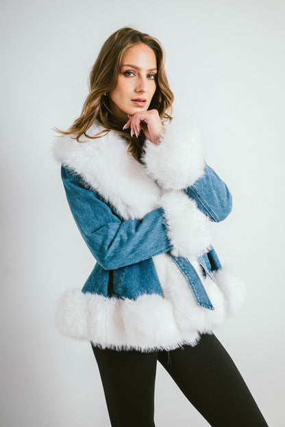 DENVER – Veste en jean doublée fausse fourrure avec ceinture