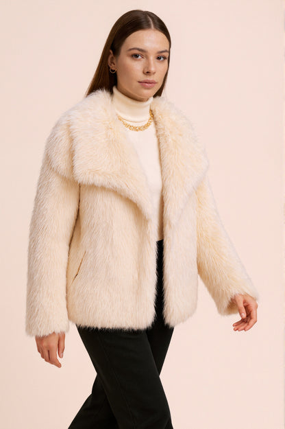 MONROE - Veste courte en fausse fourrure effet premium