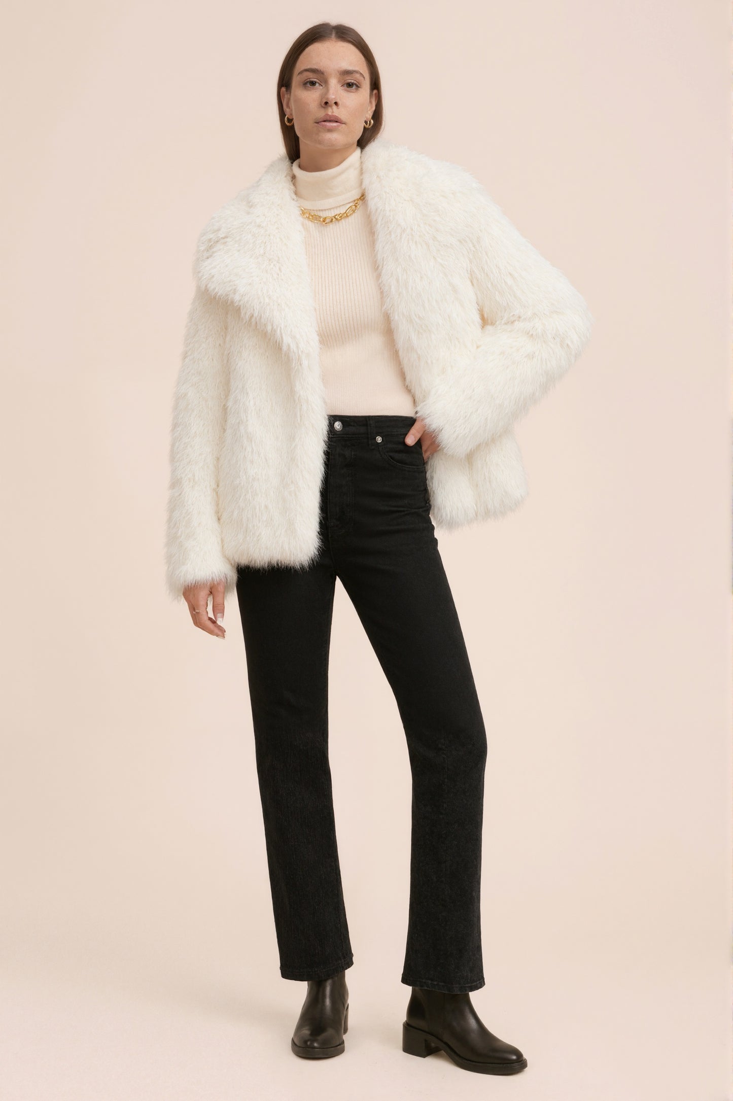 MONROE - Veste courte en fausse fourrure effet premium