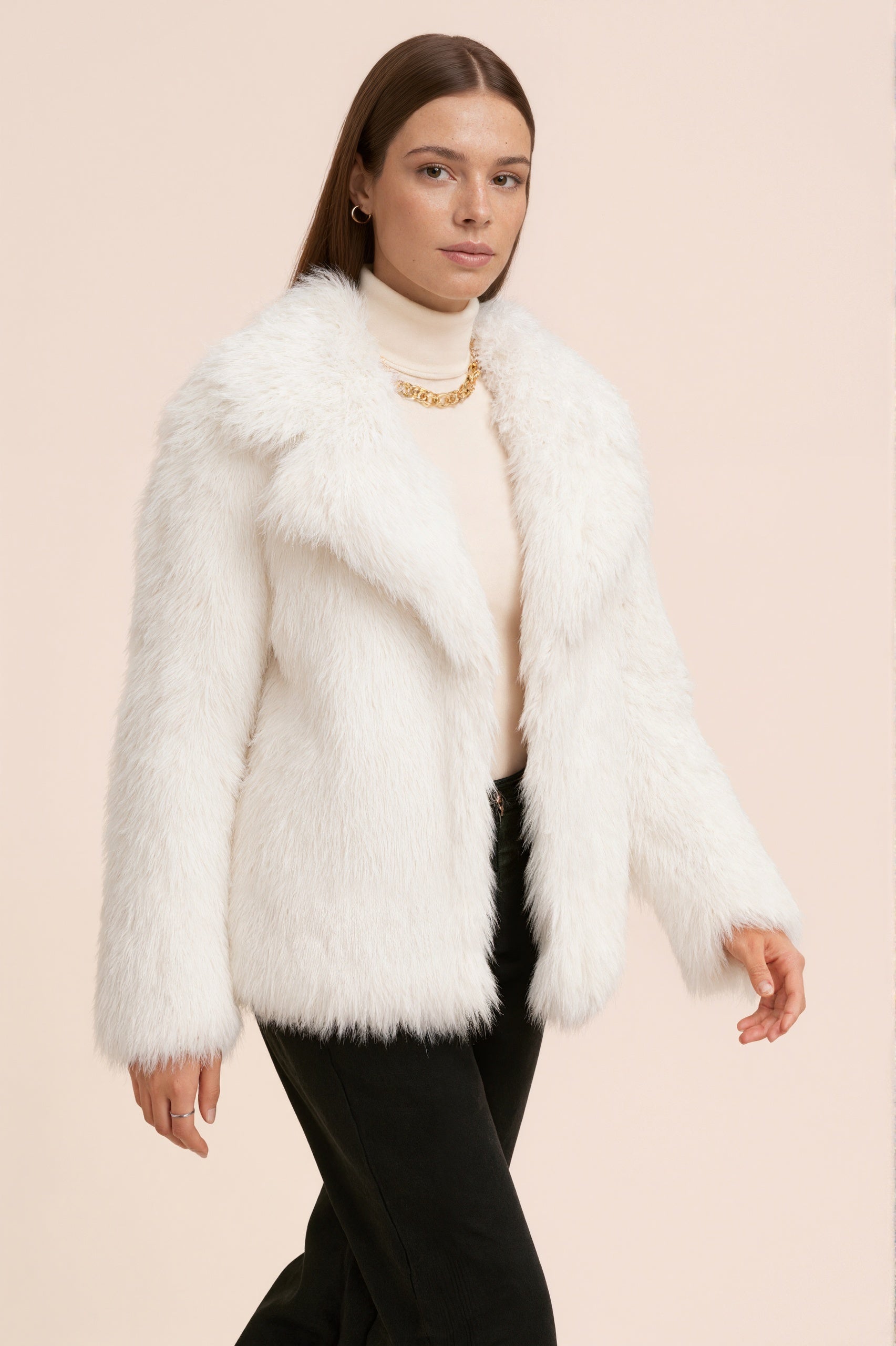 MONROE - Veste courte en fausse fourrure effet premium