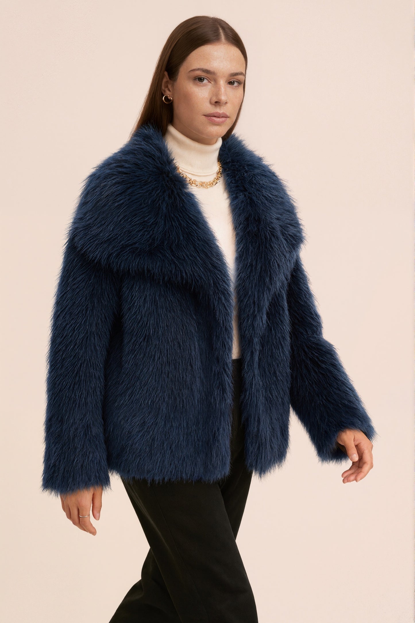 MONROE - Veste courte en fausse fourrure effet premium