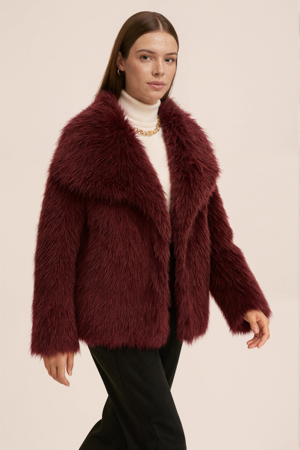 MONROE - Veste courte en fausse fourrure effet premium