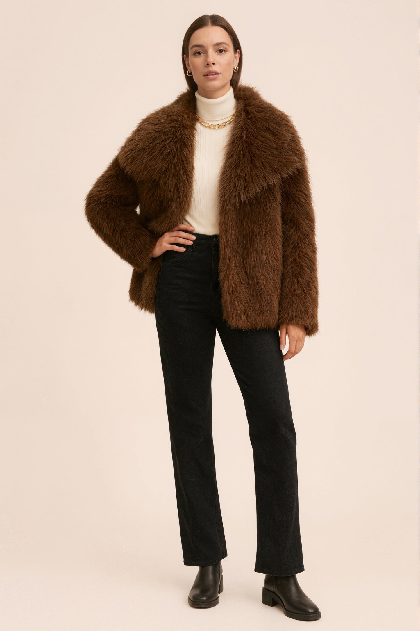 MONROE - Veste courte en fausse fourrure effet premium