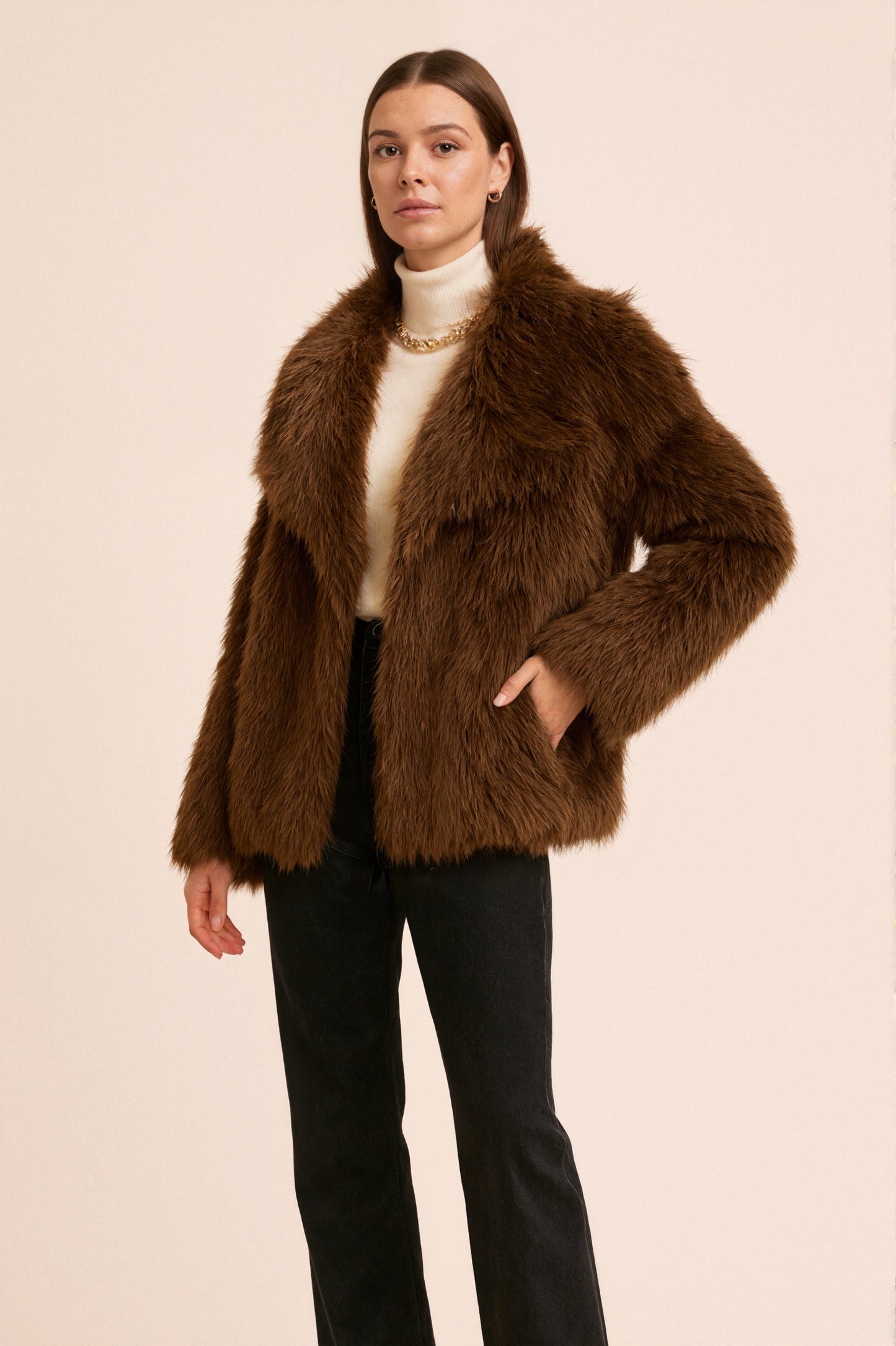 MONROE - Veste courte en fausse fourrure effet premium