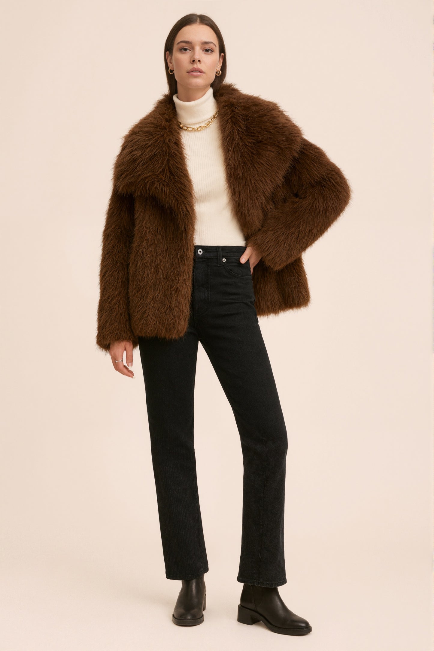 MONROE - Veste courte en fausse fourrure effet premium