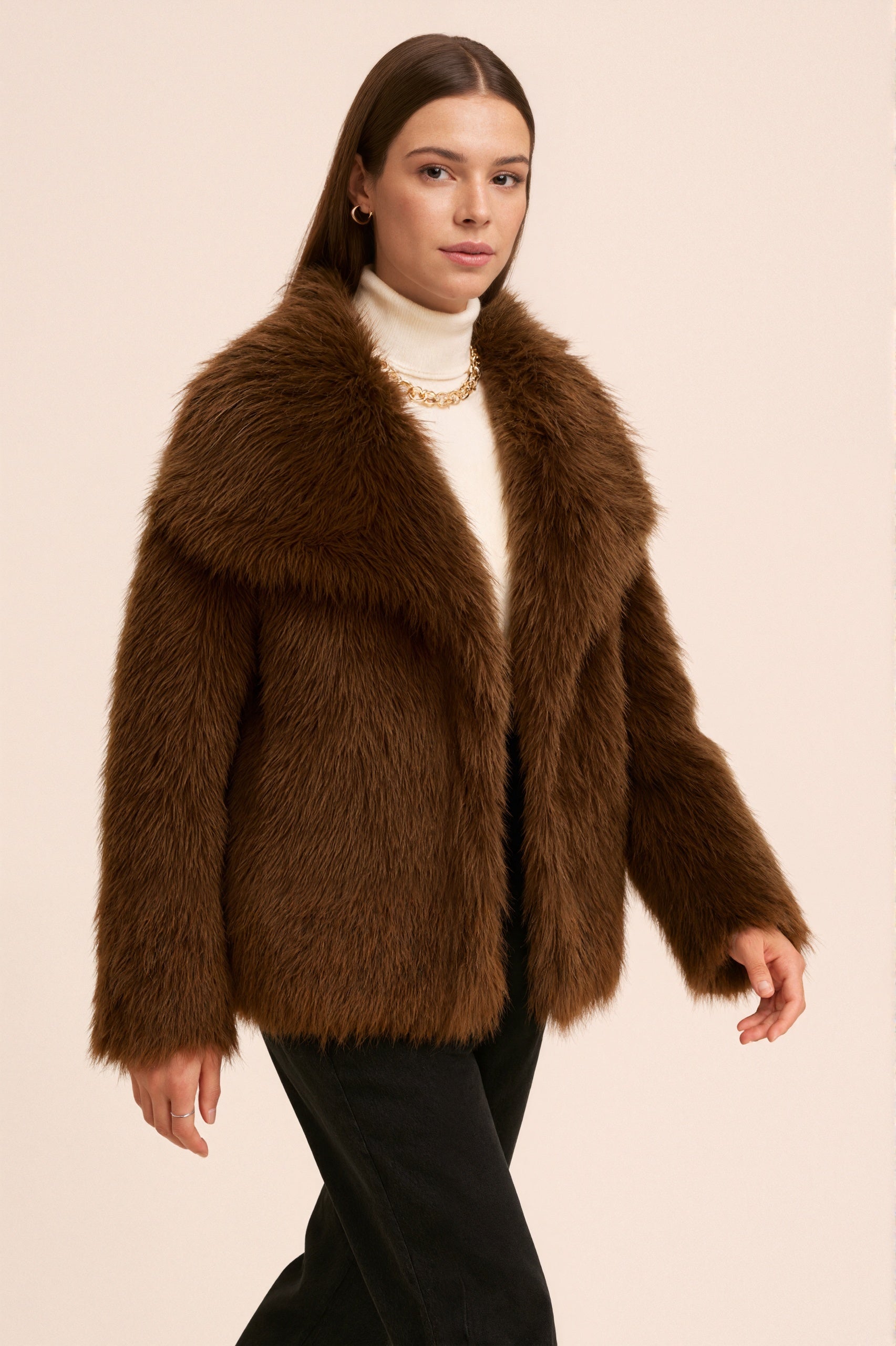 MONROE - Veste courte en fausse fourrure effet premium