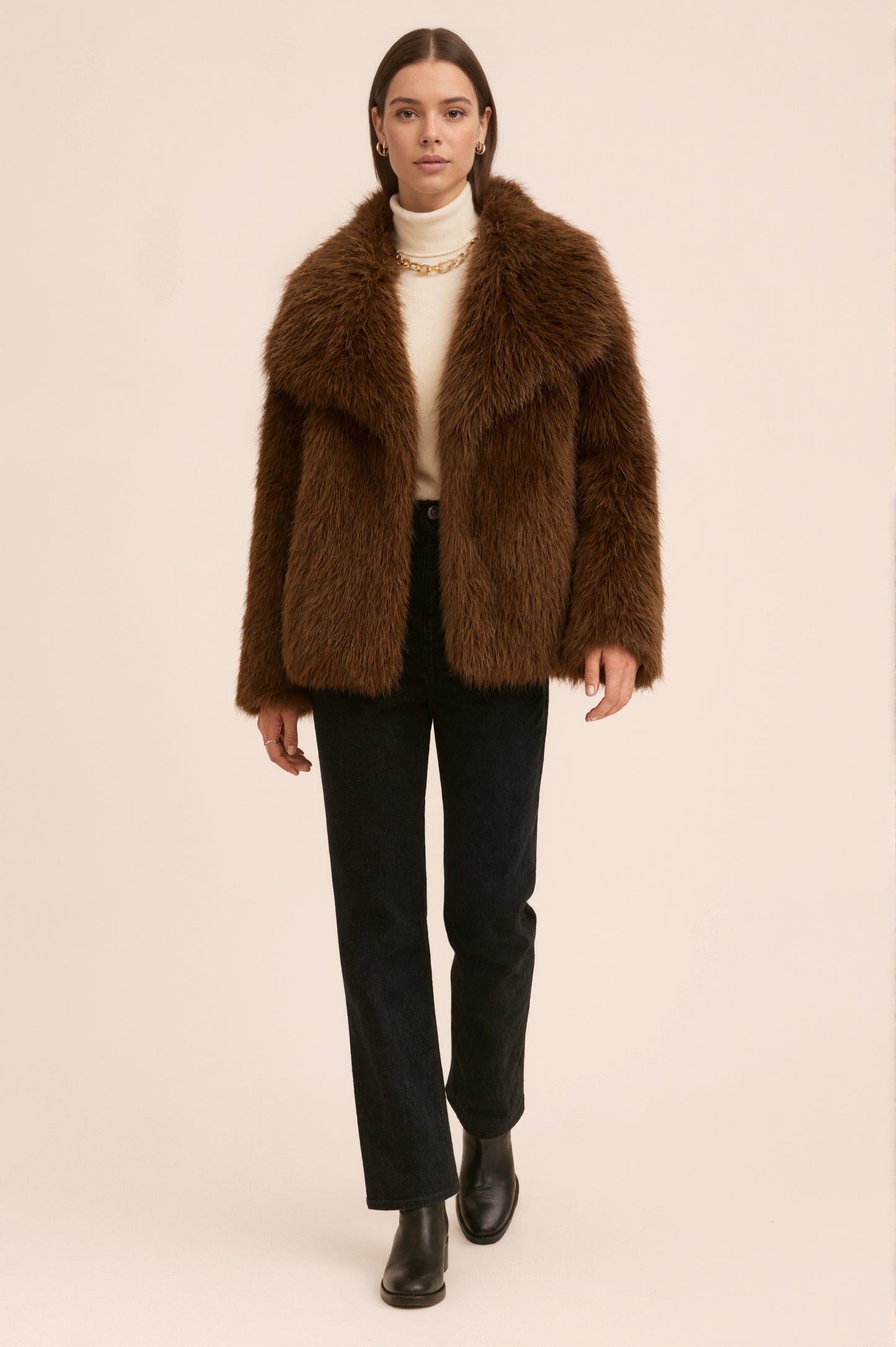 MONROE - Veste courte en fausse fourrure effet premium