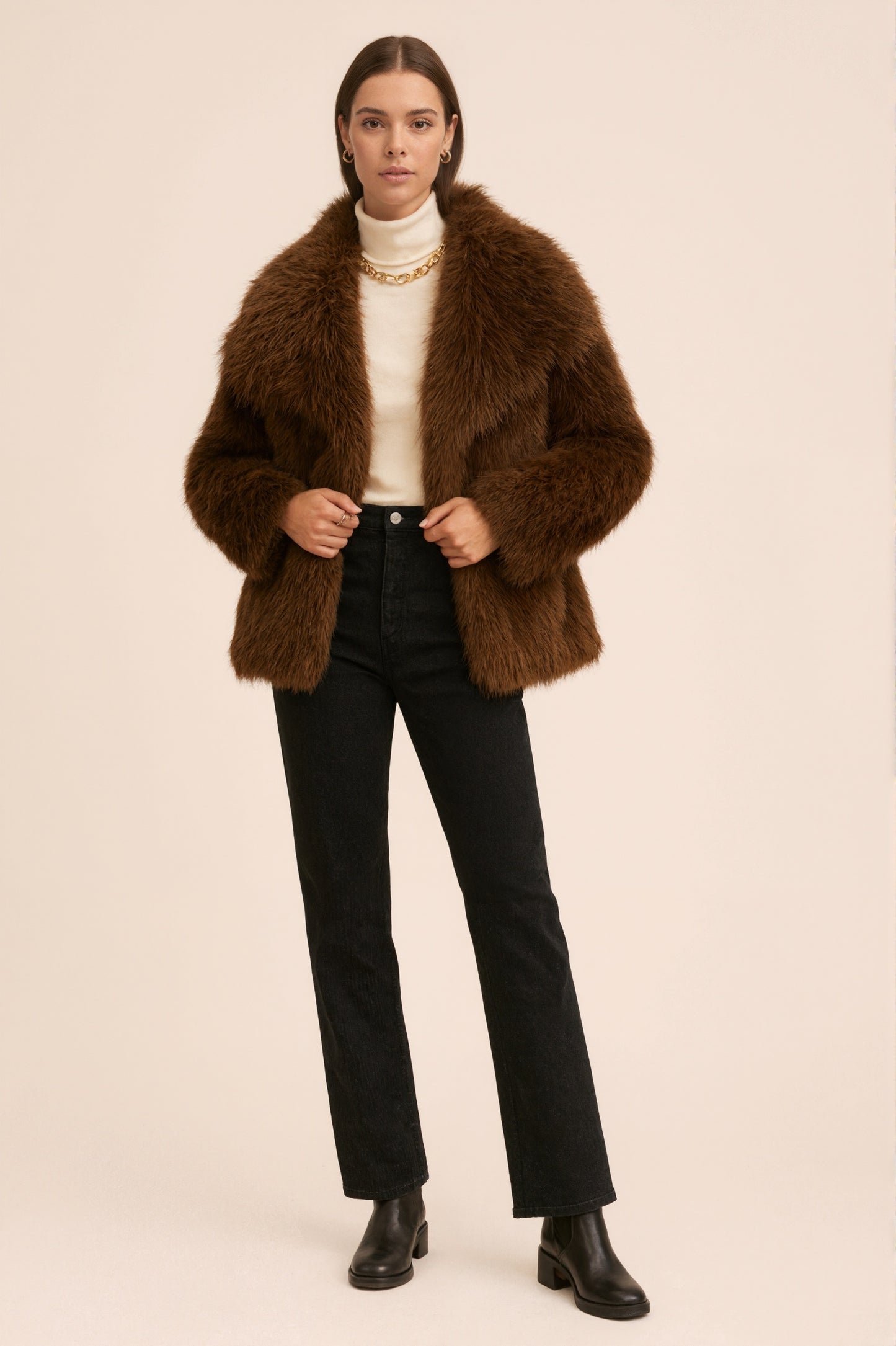 MONROE - Veste courte en fausse fourrure effet premium