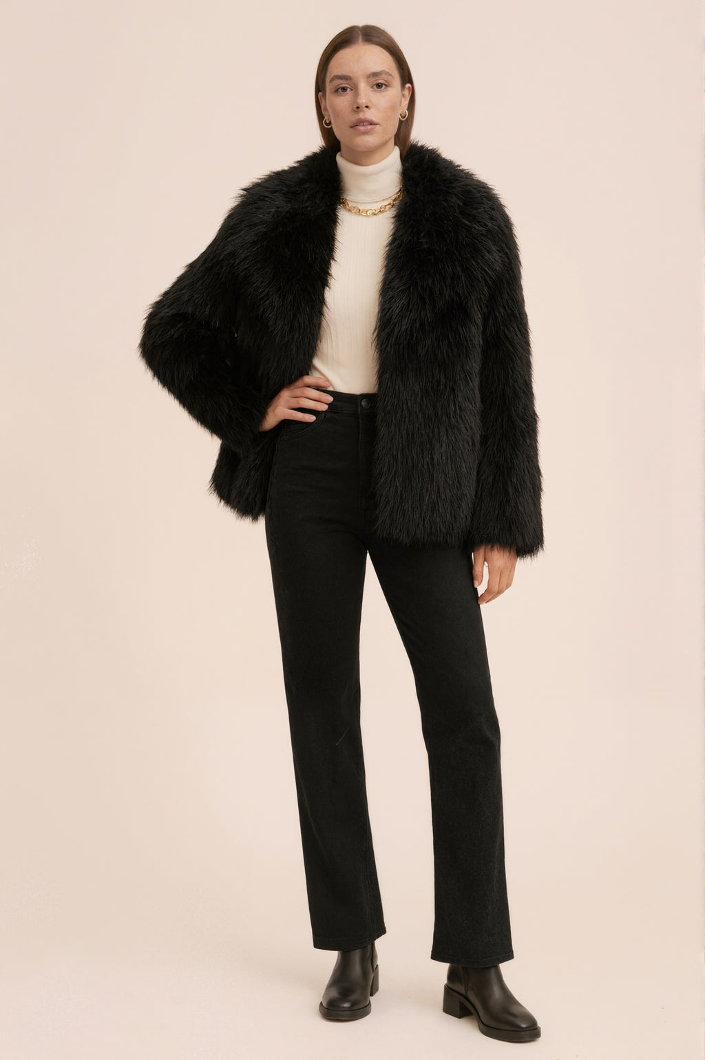 MONROE - Veste courte en fausse fourrure effet premium