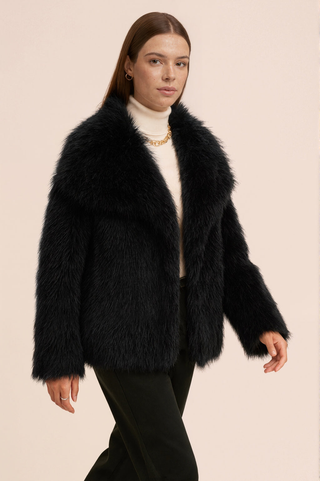 MONROE - Veste courte en fausse fourrure effet premium