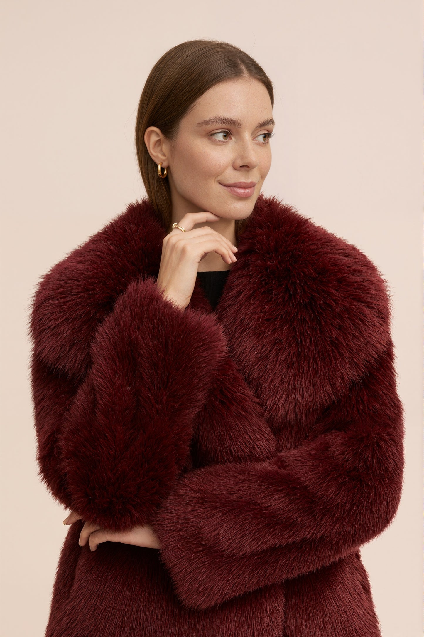 RAVEN - Veste courte en fausse fourrure effet premium