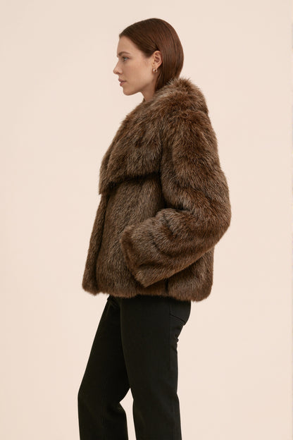 RAVEN - Veste courte en fausse fourrure effet premium