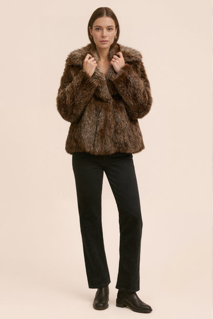 RAVEN - Veste courte en fausse fourrure effet premium