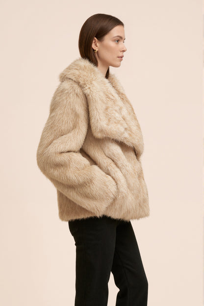 RAVEN - Veste courte en fausse fourrure effet premium