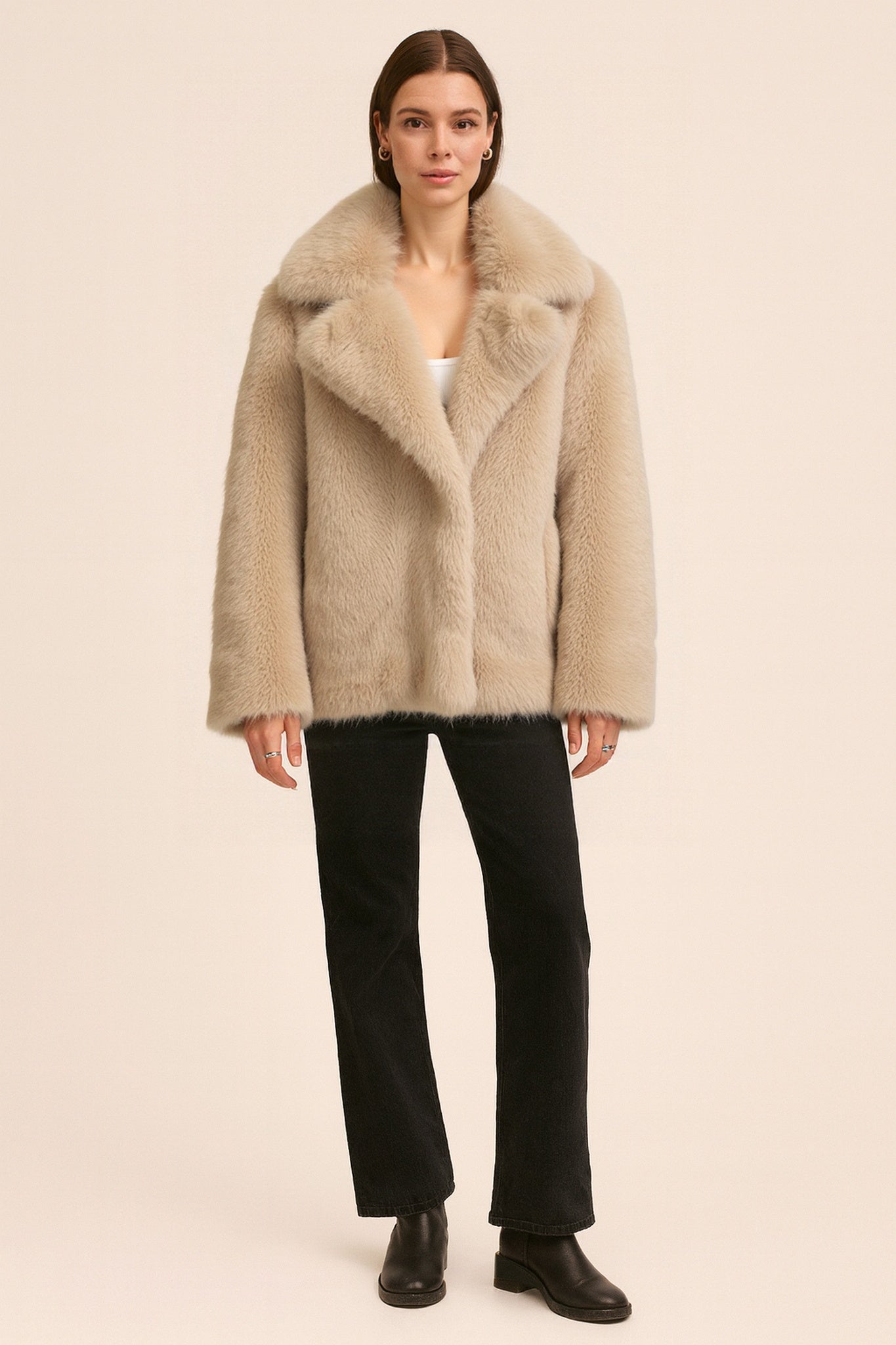 MONROE – Veste courte en fausse fourrure effet premium