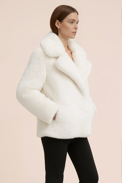 MONROE – Veste courte en fausse fourrure effet premium