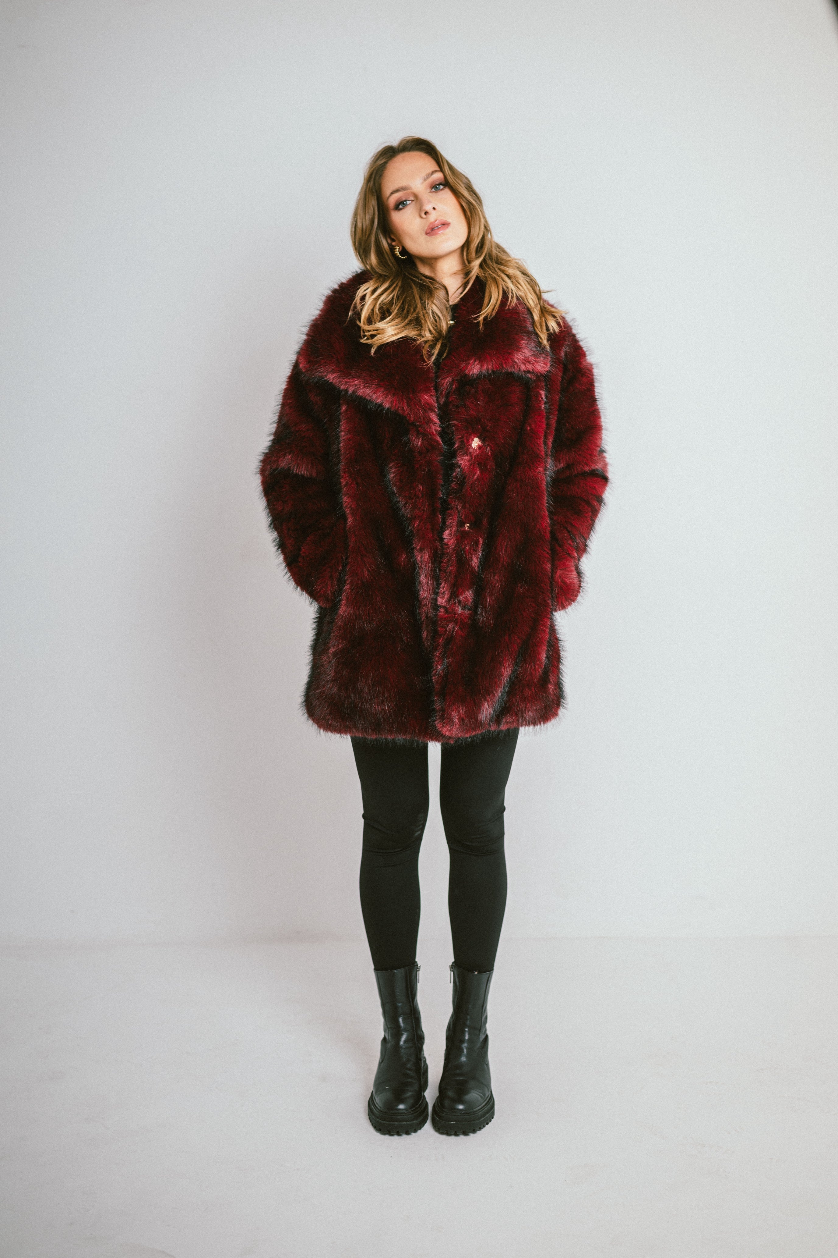 RAVEN – Veste mi-longue en fausse fourrure effet premium