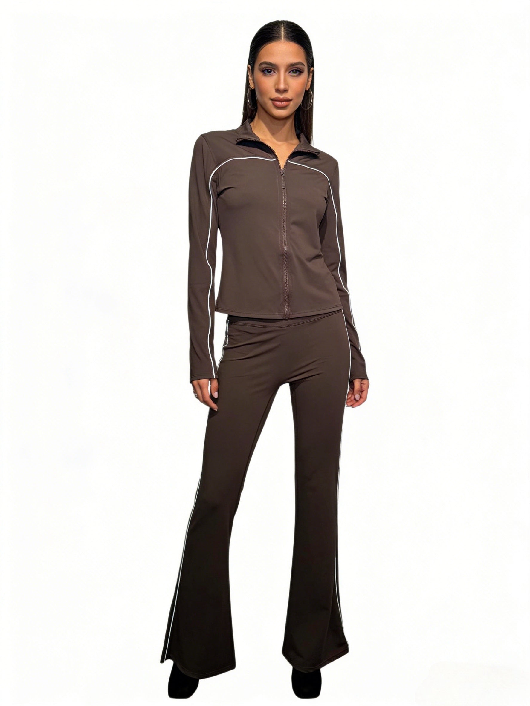 PULSE 26 - Ensemble sport sculptant zippé avec pantalon évasé