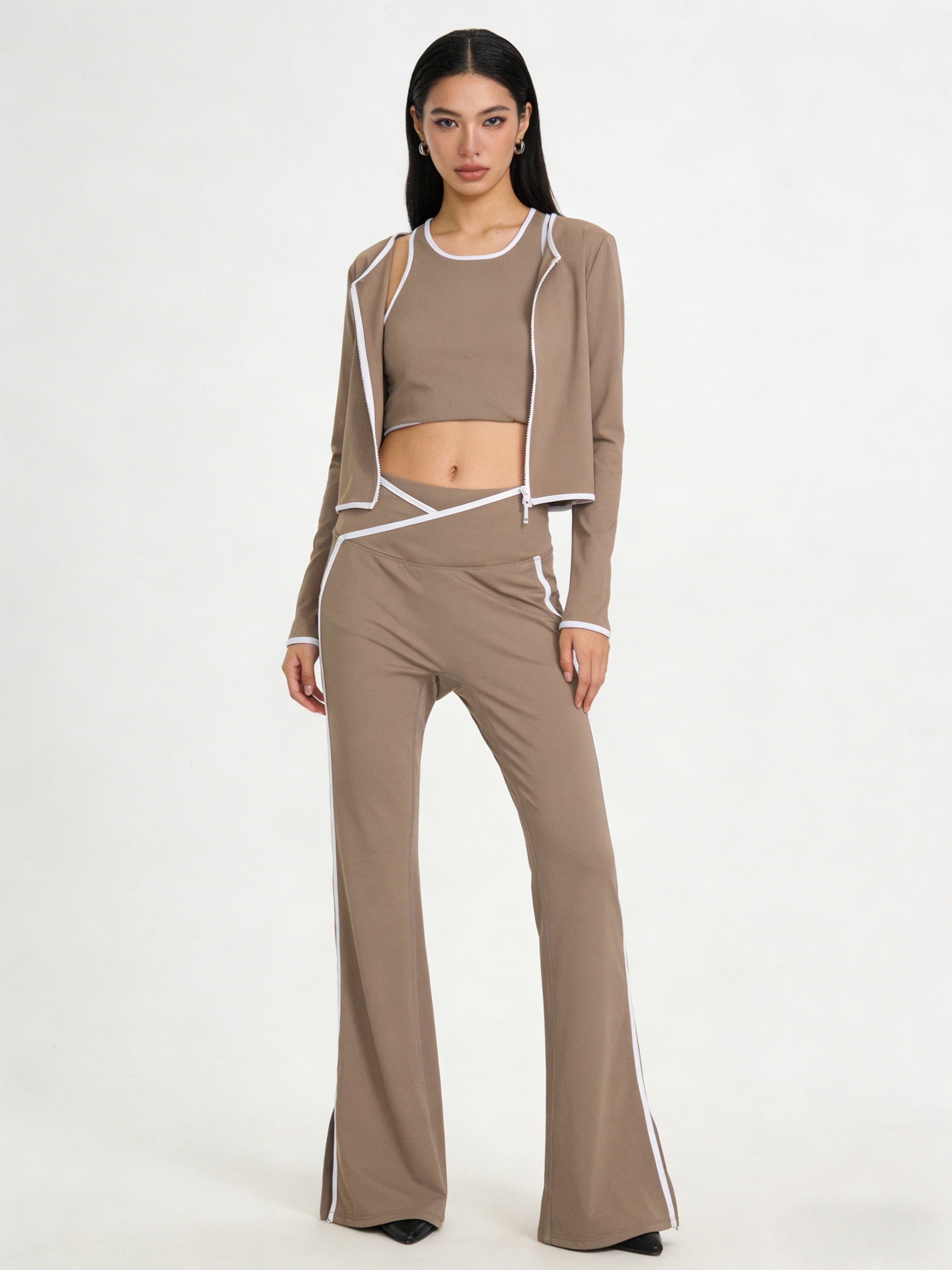 PULSE 26 - Ensemble sport 3 pièces sculptant avec brassière et pantalon évasé