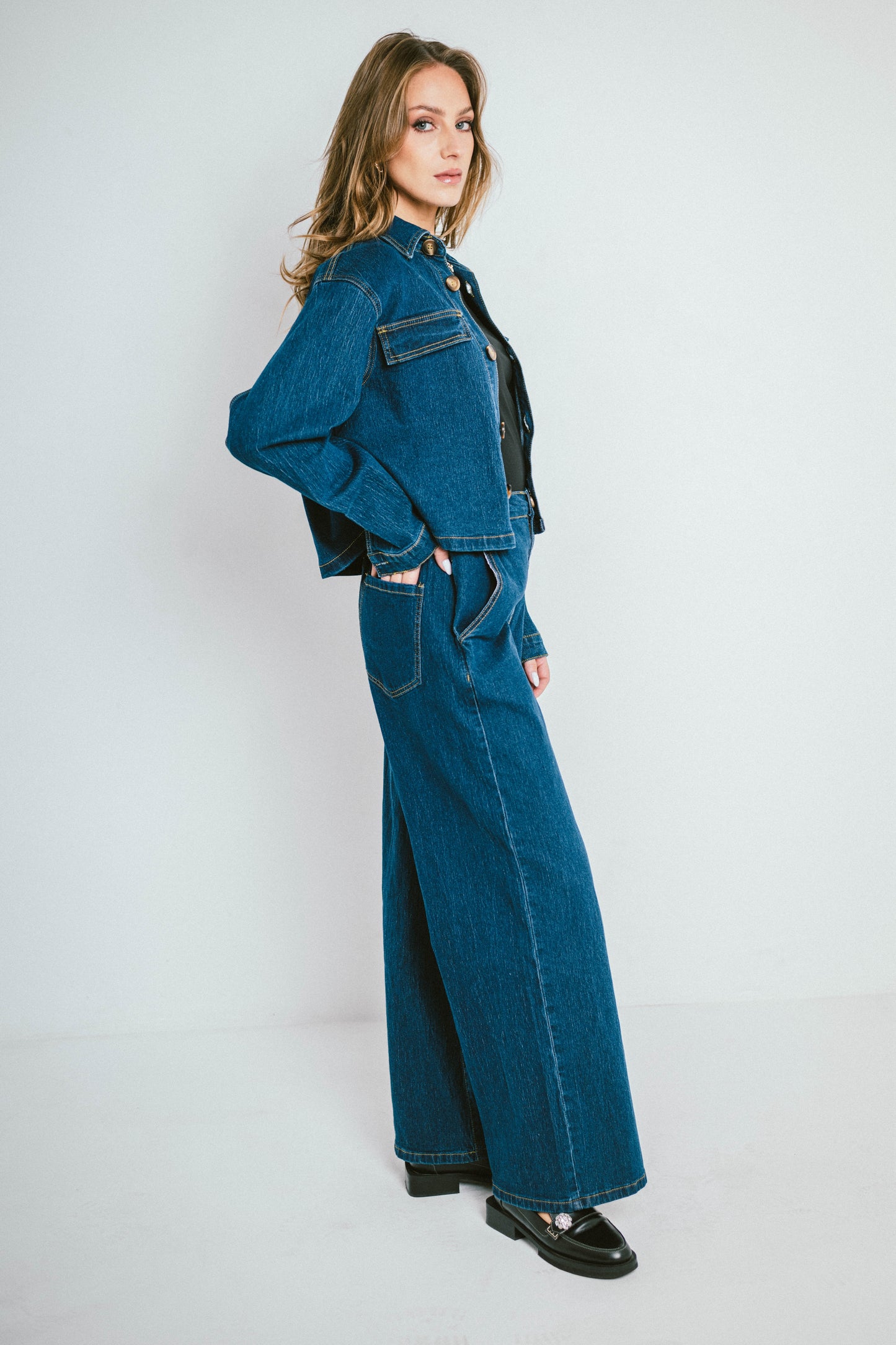 Veste BROOKLYN – Veste en denim coupe droite effet structuré