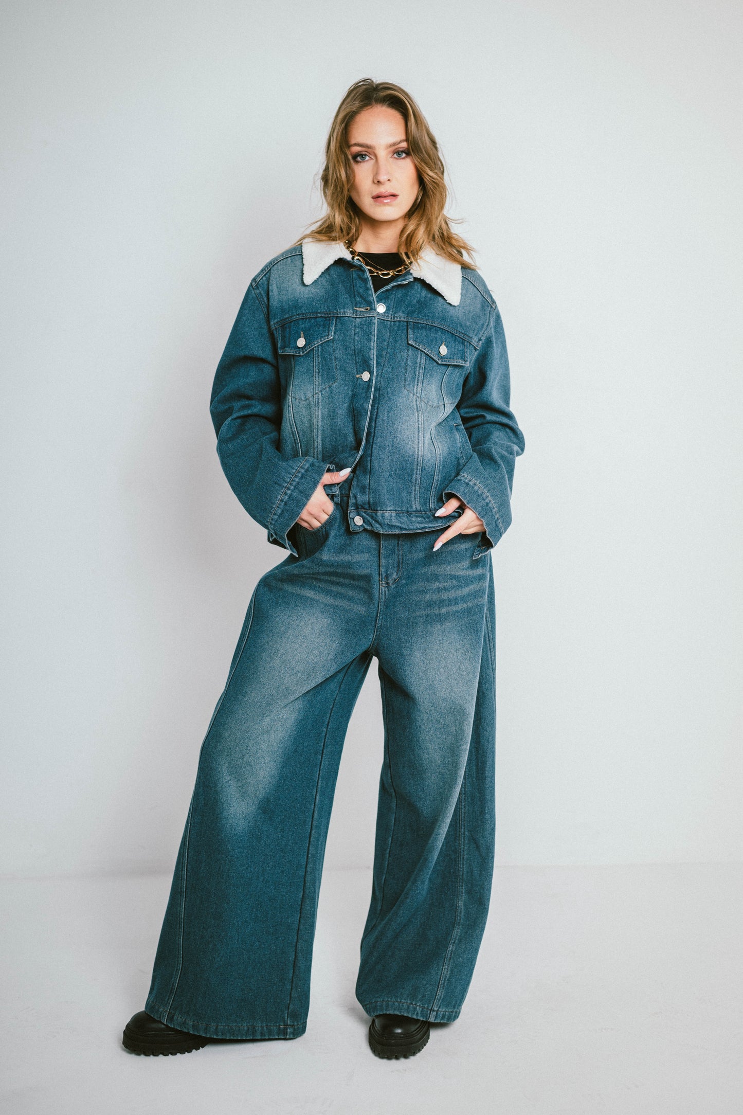 Veste DENVER – Veste en denim col sherpa effet rétro chic