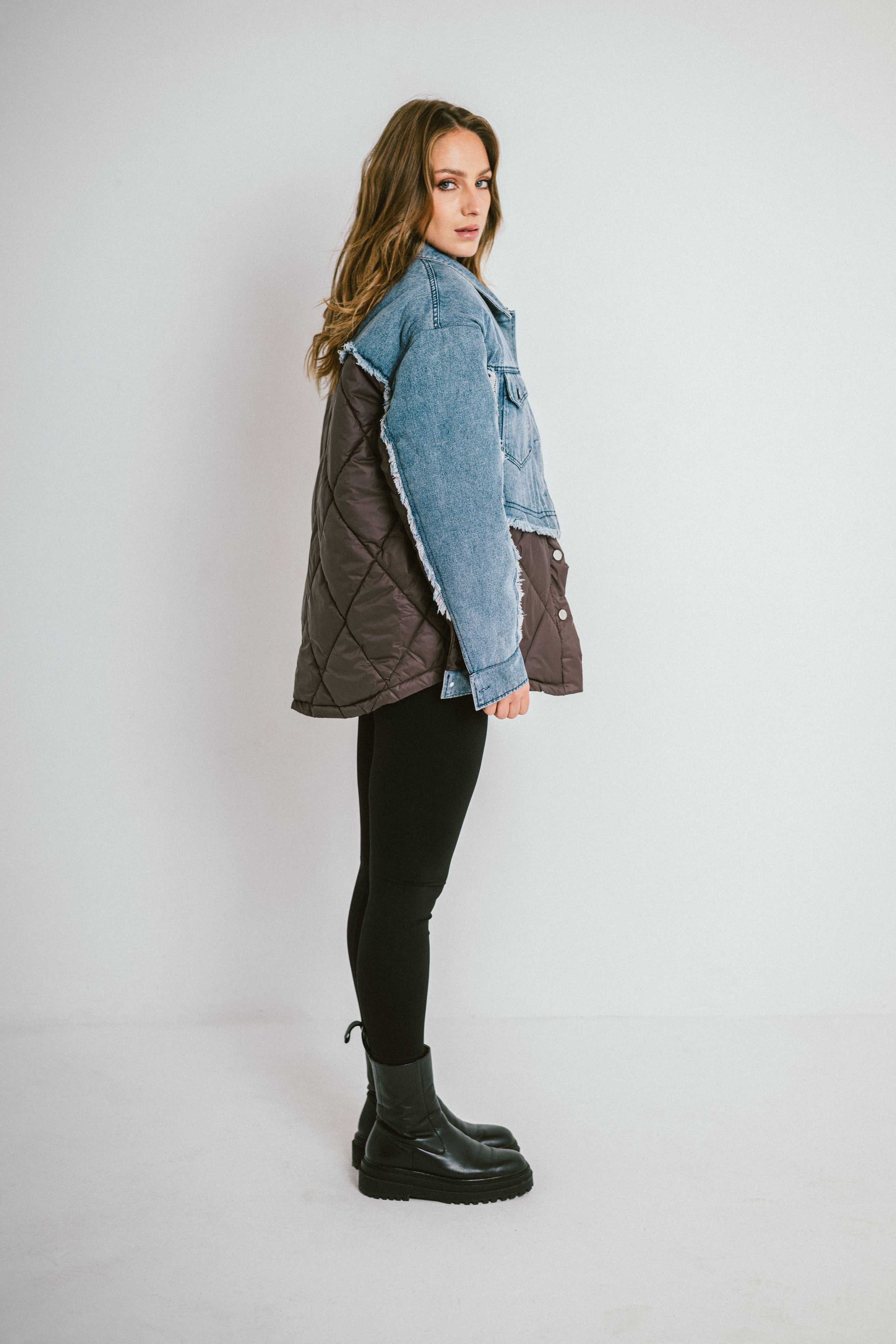 DENVER – Doudoune courte bi-matière en denim et nylon matelassé