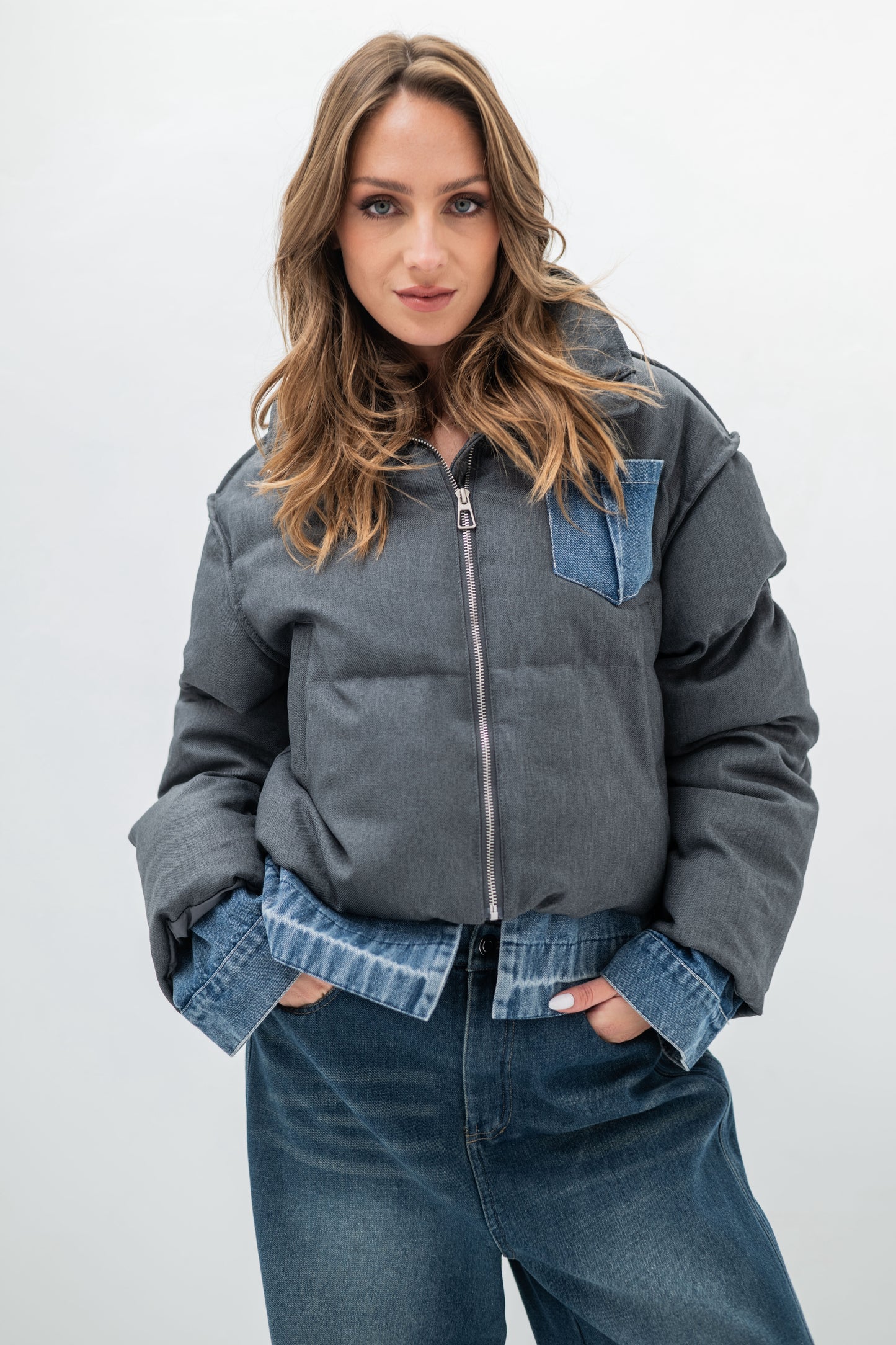 DENVER – Doudoune courte bicolore effet denim