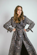 LEONA – Trench long imprimé léopard à ceinture