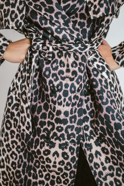 LEONA – Trench long imprimé léopard à ceinture