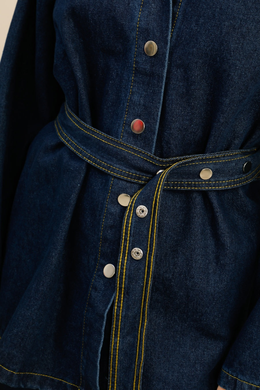 DENVER – Ensemble denim ceinturé coupe oversize