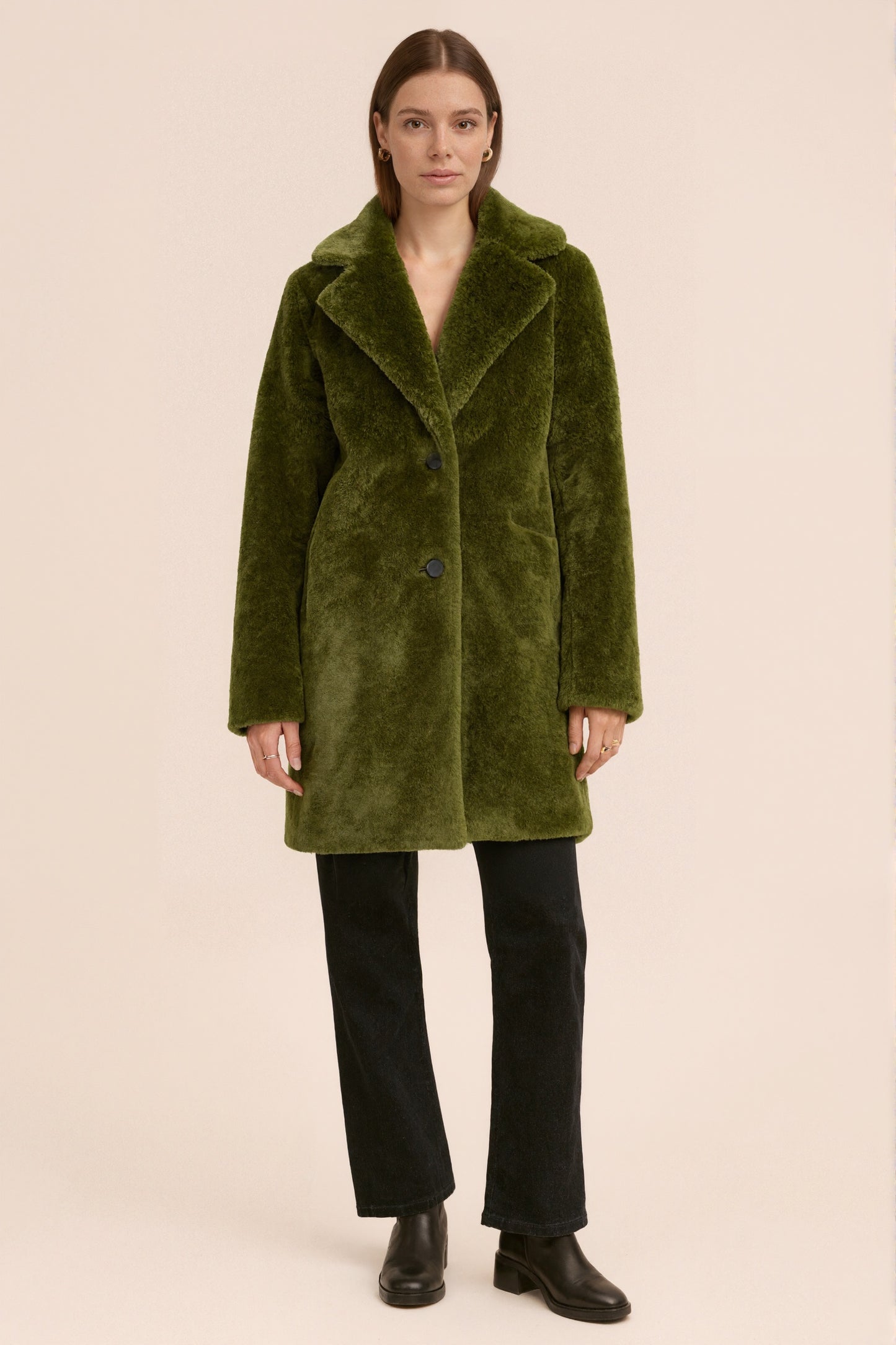 ASTORIA – Veste mi-longue en fausse fourrure effet premium