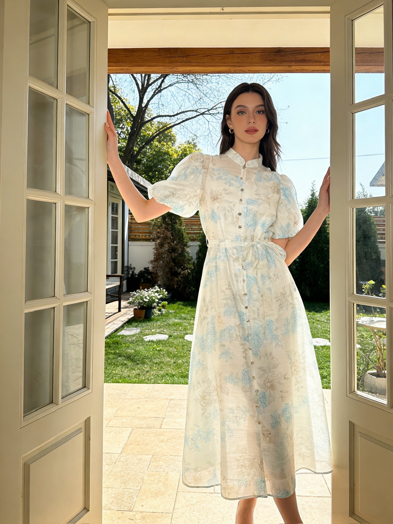 BLOOM – Robe Midi Imprimé Floral Boutonnée Manches courtes